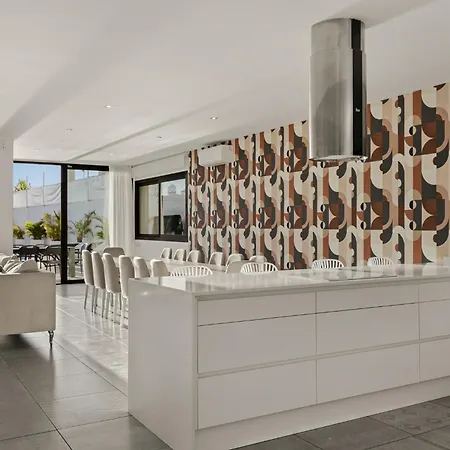 Karat Esmeralda Vila