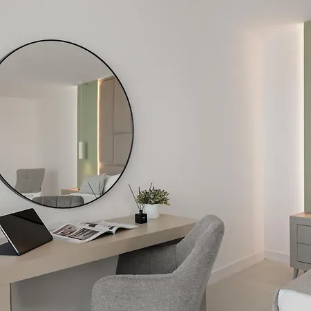 Karat Esmeralda Villa