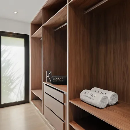 Karat Esmeralda Villa *