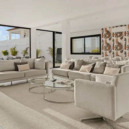 Villa Karat Esmeralda *