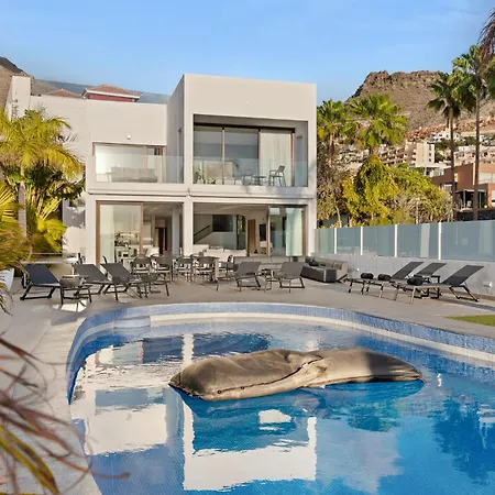 Karat Esmeralda Villa *